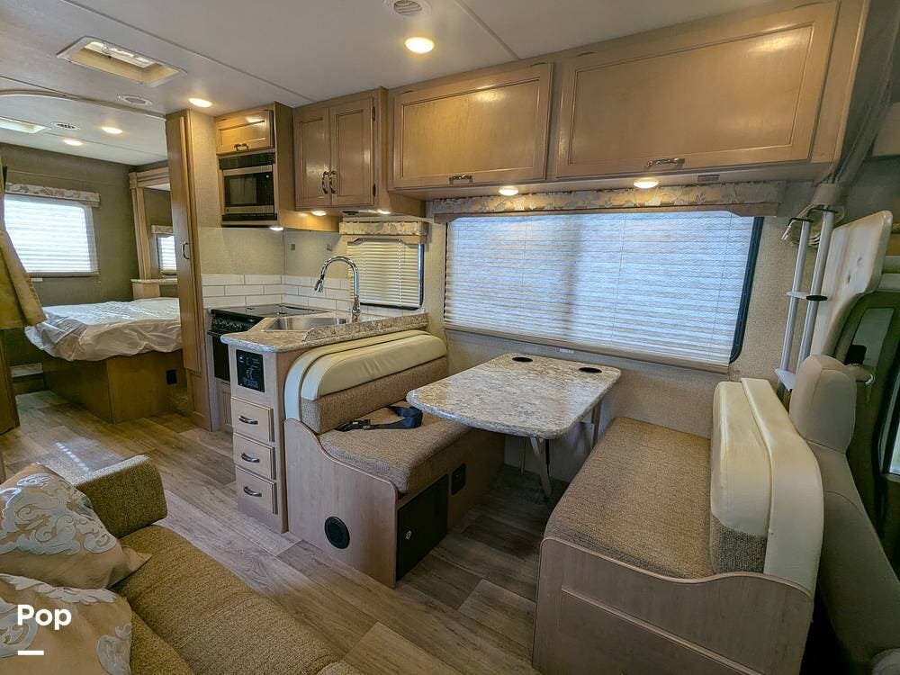 Used 2018 Thor Motor Coach Freedom Elite 26HE available in Flagler Beach, Florida