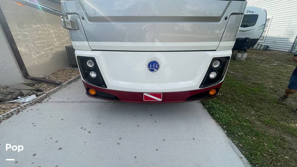 2018 Holiday Rambler Navigator 38K - Used Diesel Pusher For Sale by Pop RVs in Fort Myers, Florida features Slideout, Air Conditioning, Leveling Jacks, Generator, Awning