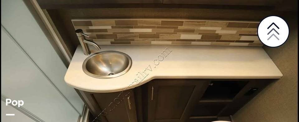 2022 Omni bt36 by Thor Motor Coach from Pop RVs in Winter Haven, Florida