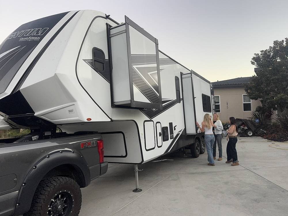 2024 Grand Design Momentum 325G - Used Toy Hauler For Sale by Pop RVs in Oceanside, California features Slideout