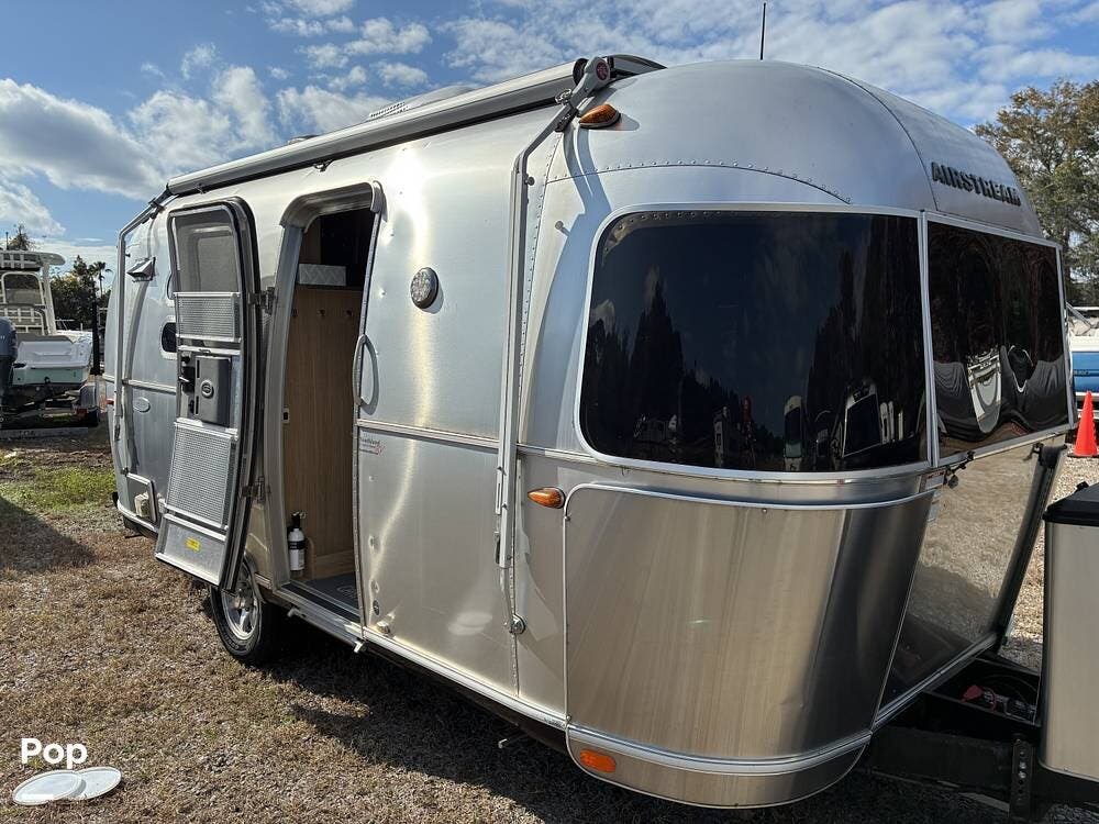 Used 2018 Airstream Flying Cloud 20FB available in Hilton Head Island, South Carolina