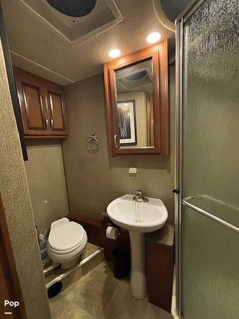 2014 Bounder 33C by Fleetwood from Pop RVs in Edmond, Oklahoma