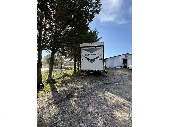 Used 2019 Dutchmen Endurance 3456 available in Quinlan, Texas