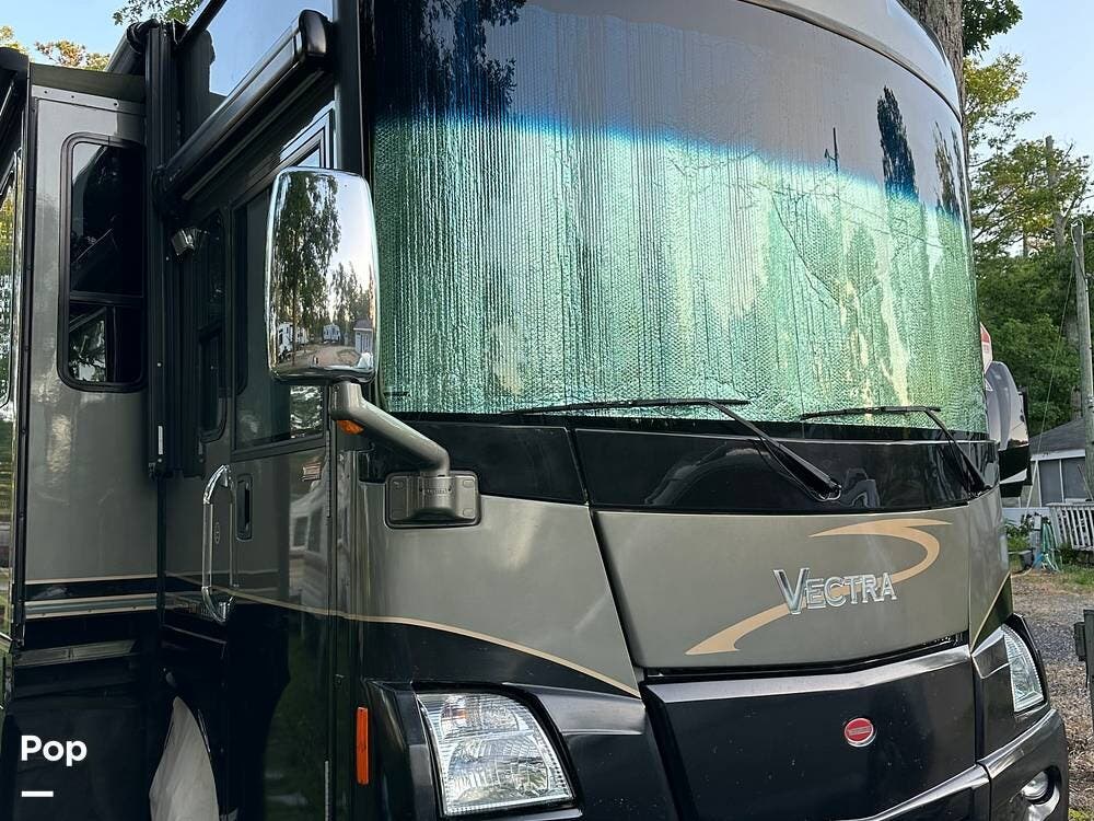 Used 2007 Winnebago Vectra 40KD available in Carencro, Louisiana