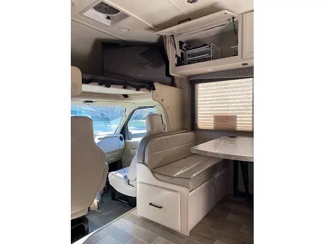 2021 Chateau 27R by Thor Motor Coach from Pop RVs in Mexia, Texas