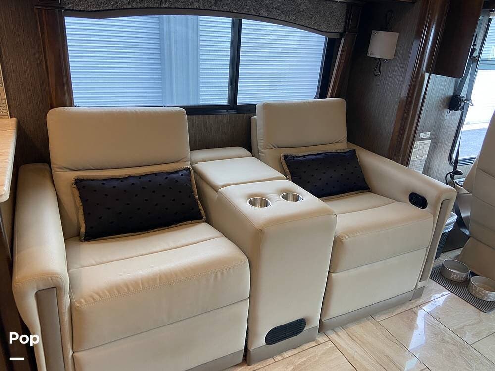 2019 Thor Motor Coach Tuscany 45MX - Used Diesel Pusher For Sale by Pop RVs in Stuart, Florida features Awning, Air Conditioning, Generator, Slideout, Leveling Jacks