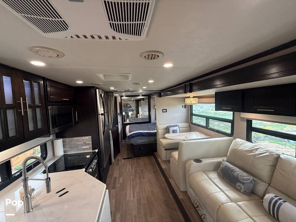 Used 2021 Dynamax Corp Isata 5 30FWD available in Phoenix, Arizona