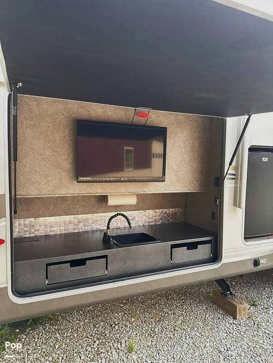 Used 2018 Jayco Eagle HT 295 DBOK available in Poseyville, Indiana