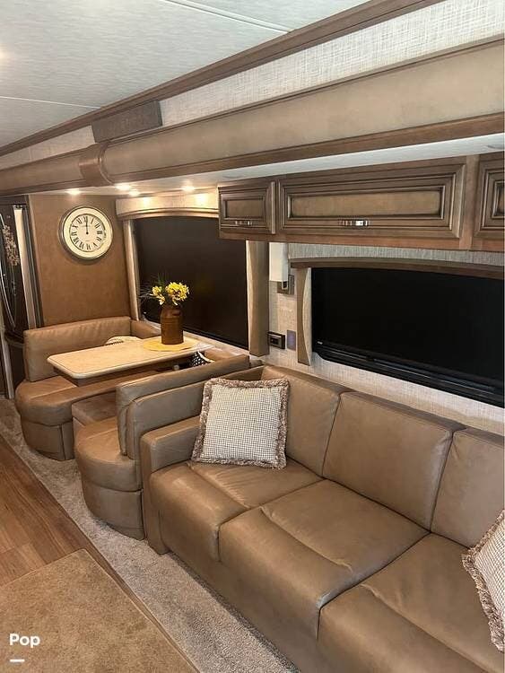 2021 Newmar Kountry Star 3709 - Used Diesel Pusher For Sale by Pop RVs in Saint Johns, Florida features Slideout