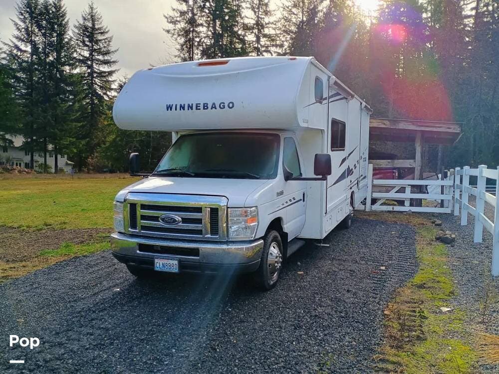 2019 Outlook 27D by Winnebago from Pop RVs in Duvall, Washington
