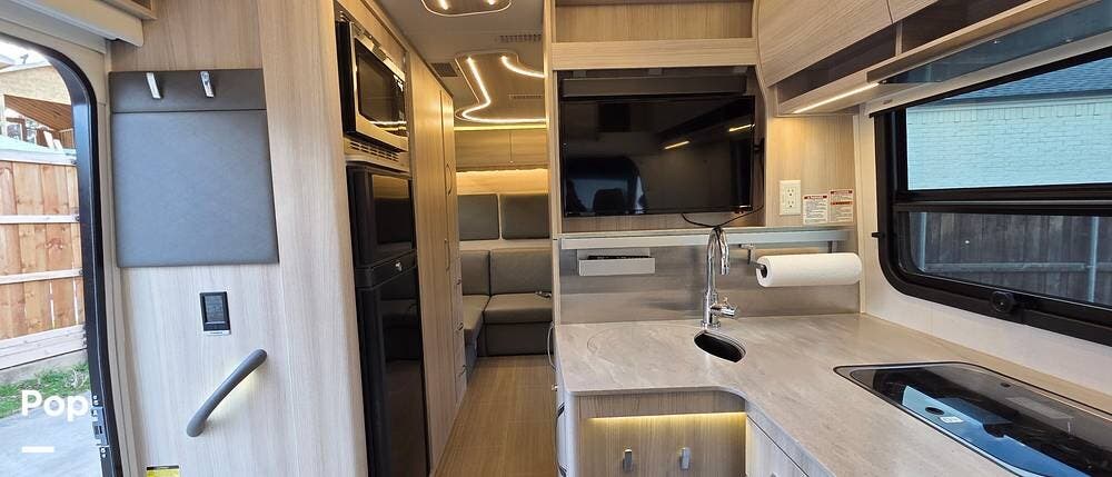 2021 Unity U24RL by Leisure Travel from Pop RVs in Richardson, Texas