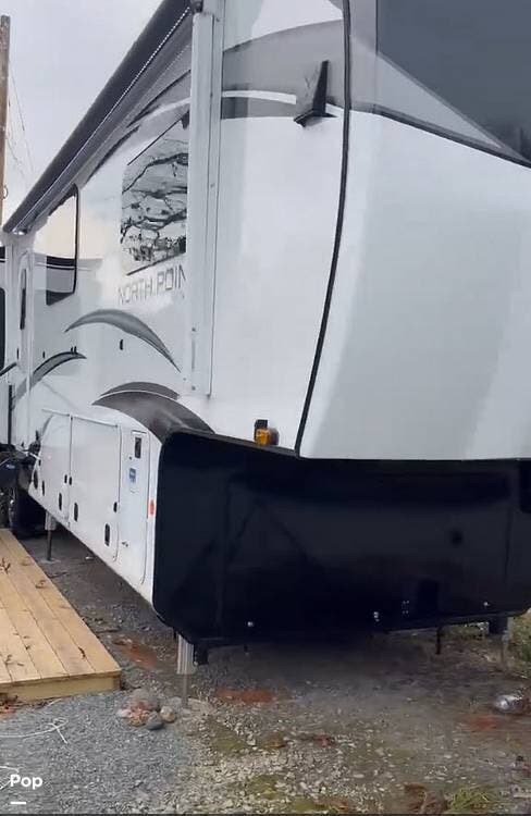 2024 Jayco North Point 377RLBH - Used Fifth Wheel For Sale by Pop RVs in Mineral Bluff, Georgia features Slideout