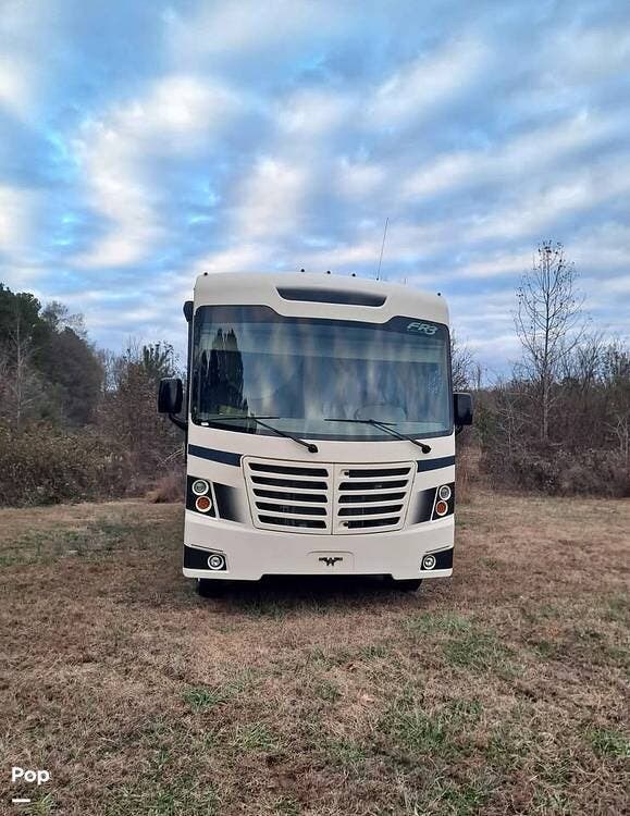 2020 FR3 33DS by Forest River from Pop RVs in Zebulon, North Carolina