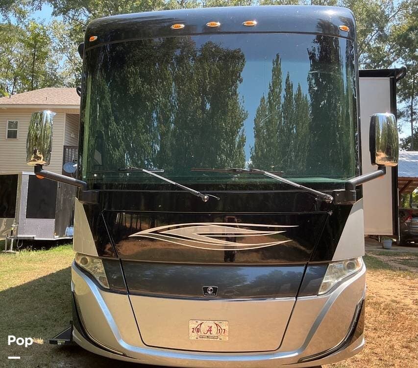 2019 Tiffin Allegro 33AA - Used Diesel Pusher For Sale by Pop RVs in Minter, Alabama features Slideout