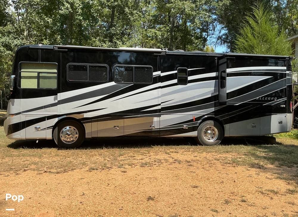 2019 Tiffin Allegro Red 33AA - Used Diesel Pusher For Sale by Pop RVs in Minter, Alabama features Awning, Air Conditioning, Leveling Jacks, Slideout, Generator