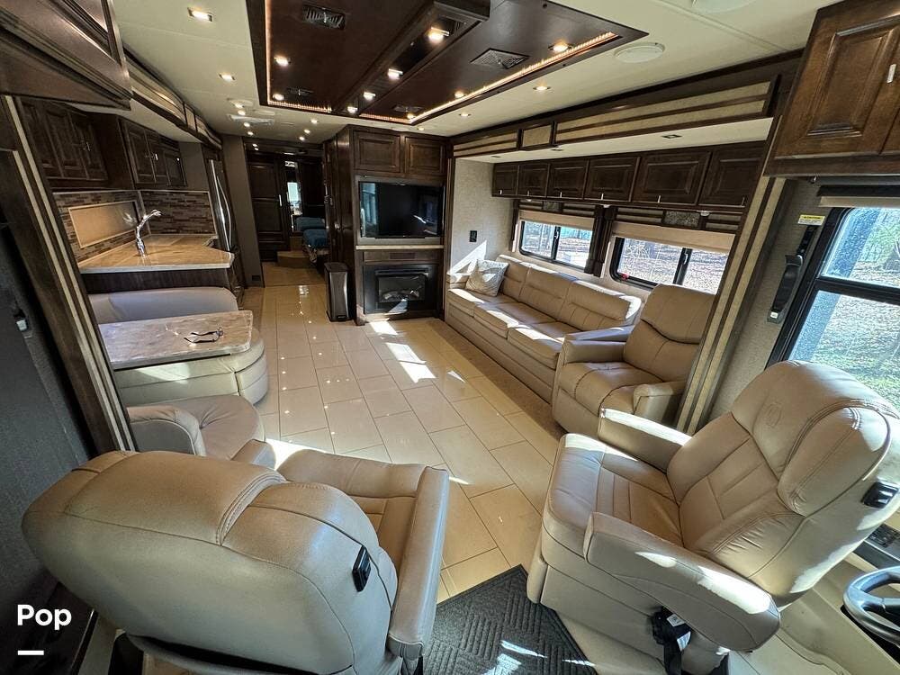 2019 Allegro Red 33AA by Tiffin from Pop RVs in Minter, Alabama