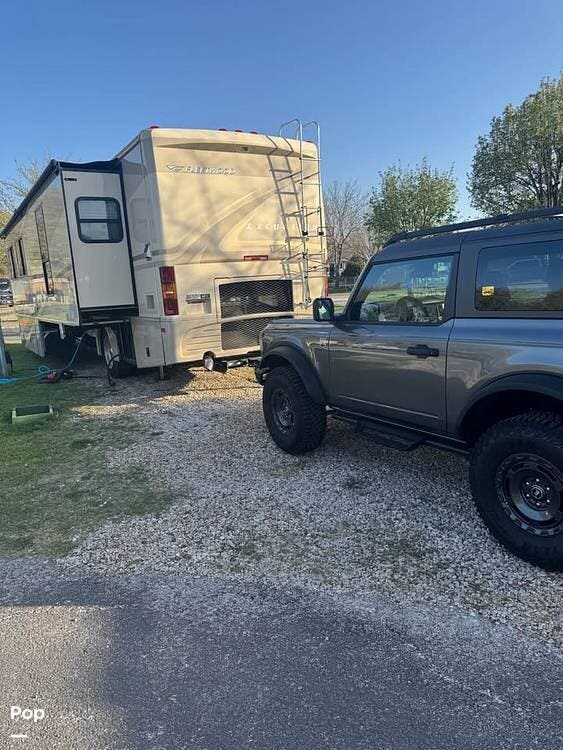 2006 Excursion 39V by Fleetwood from Pop RVs in Hessmer, Louisiana