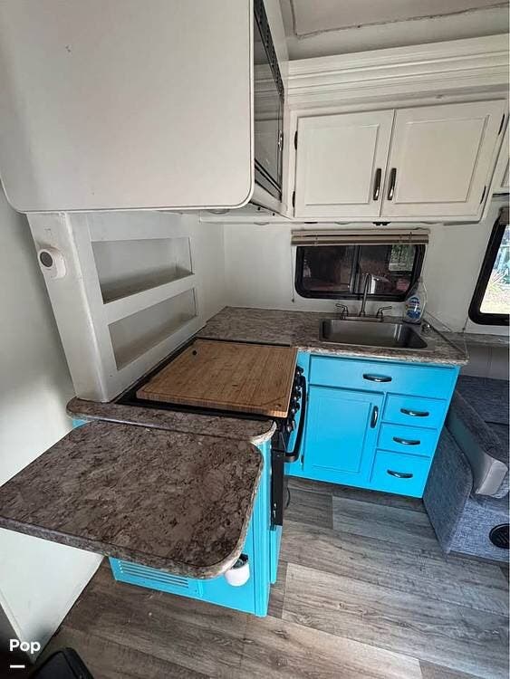 2018 Four Winds 30D by Thor Motor Coach from Pop RVs in Carroll, Ohio