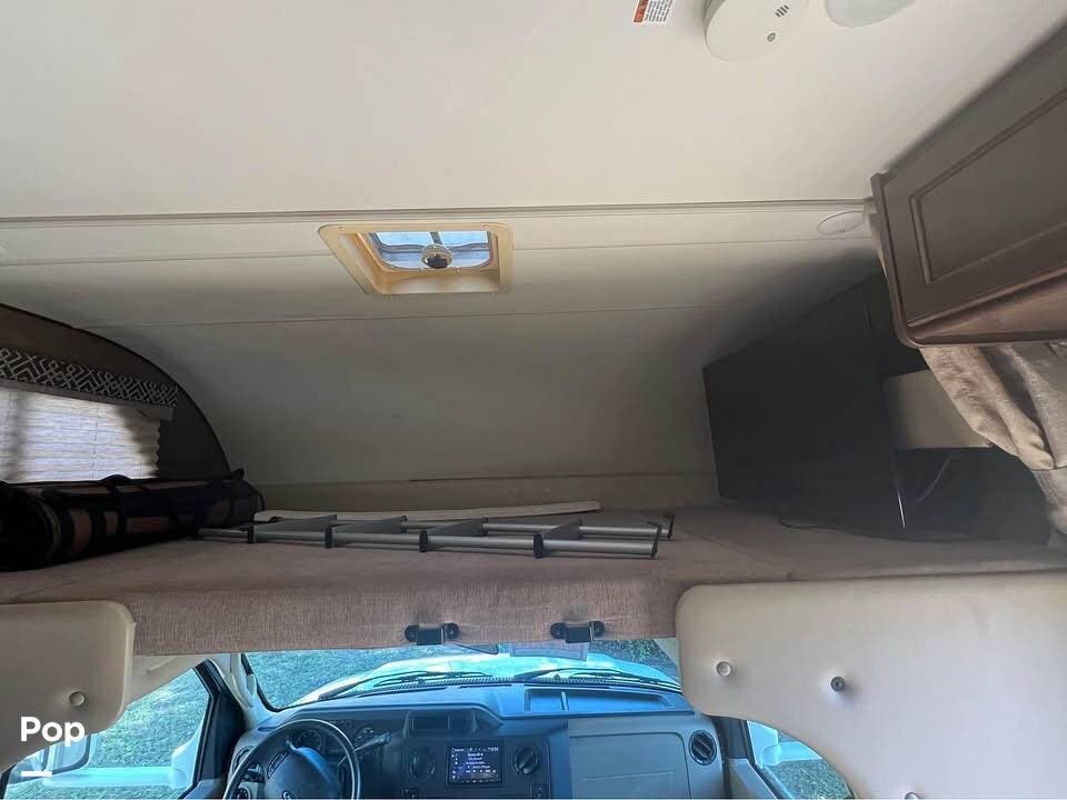 Used 2017 Thor Motor Coach Four Winds 22B available in Fruitland Park, Florida