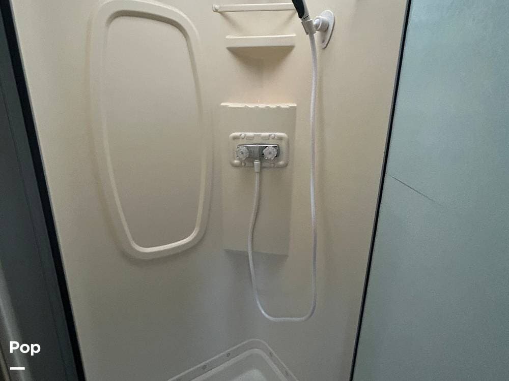 Used 2014 Winnebago Vista 26HE available in Stow, Ohio