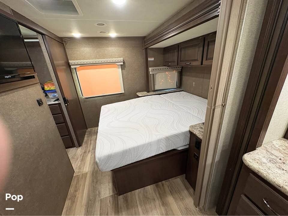 2020 Thor Motor Coach Four Winds 31B - Used Class C For Sale by Pop RVs in Saint Marys, Georgia features Slideout