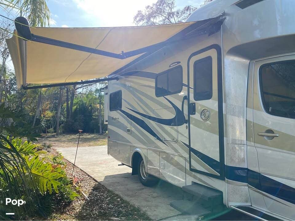 Used 2018 Tiffin Wayfarer 24BW available in Spring Hill, Florida