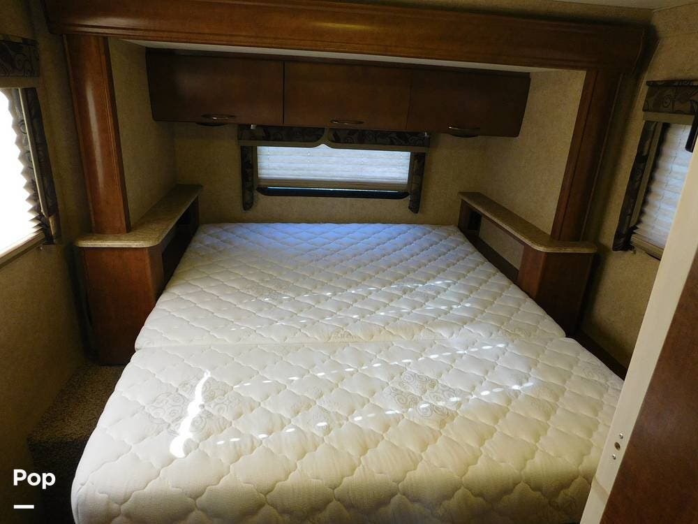 Used 2014 Thor Motor Coach Siesta 24SR available in Ormond Beach, Florida