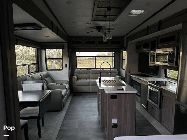 2022 Cameo 3701RL by CrossRoads from Pop RVs in Myakka City, Florida