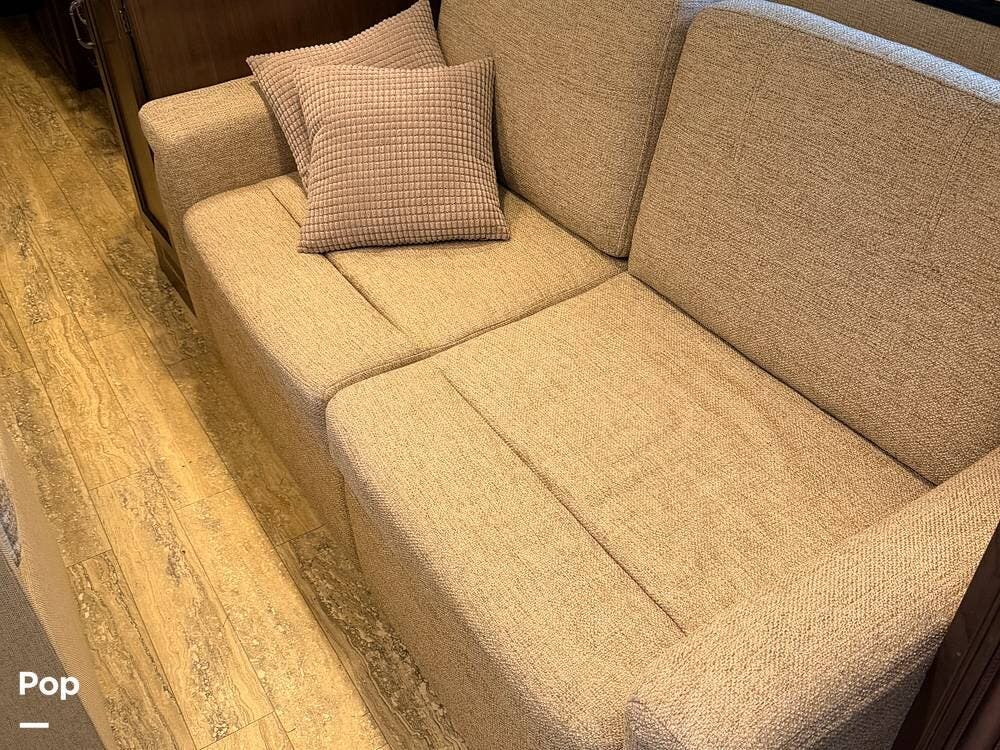 2018 Thor Motor Coach Hurricane 29M - Used Class A For Sale by Pop RVs in New Bern, North Carolina features Slideout