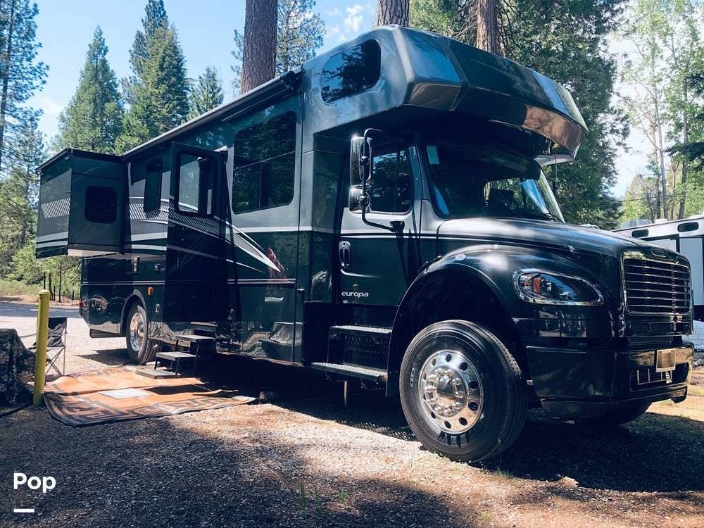 Used 2023 Dynamax Corp Europa 32KD available in Prescott, Arizona