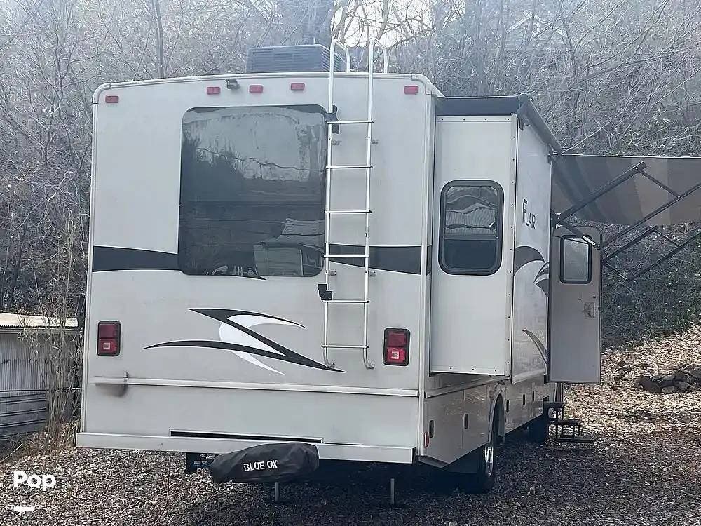 2017 Flair 31B by Fleetwood from Pop RVs in Bisbee, Arizona