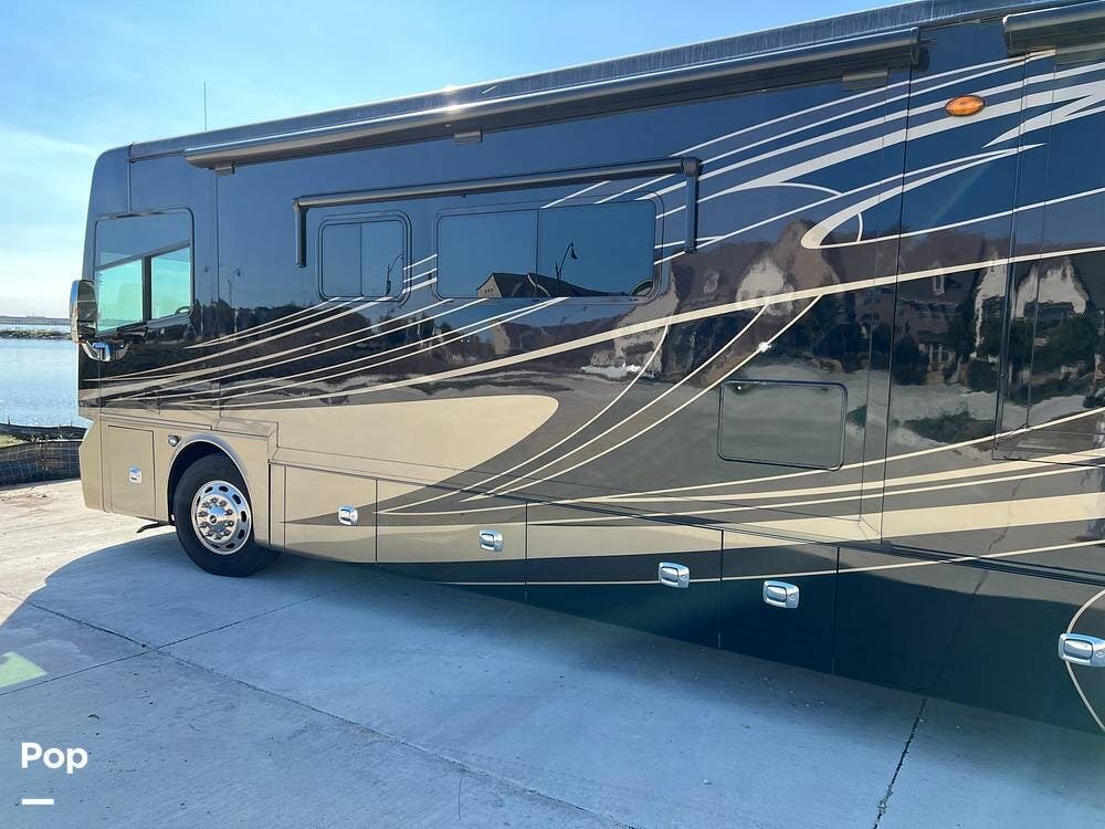 Used 2014 Tiffin Phaeton 40qbh available in Rockwall, Texas