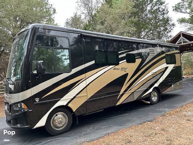 2021 Newmar Bay Star Sport 3112 - Used Class A For Sale by Pop RVs in Smithville, Texas features Slideout