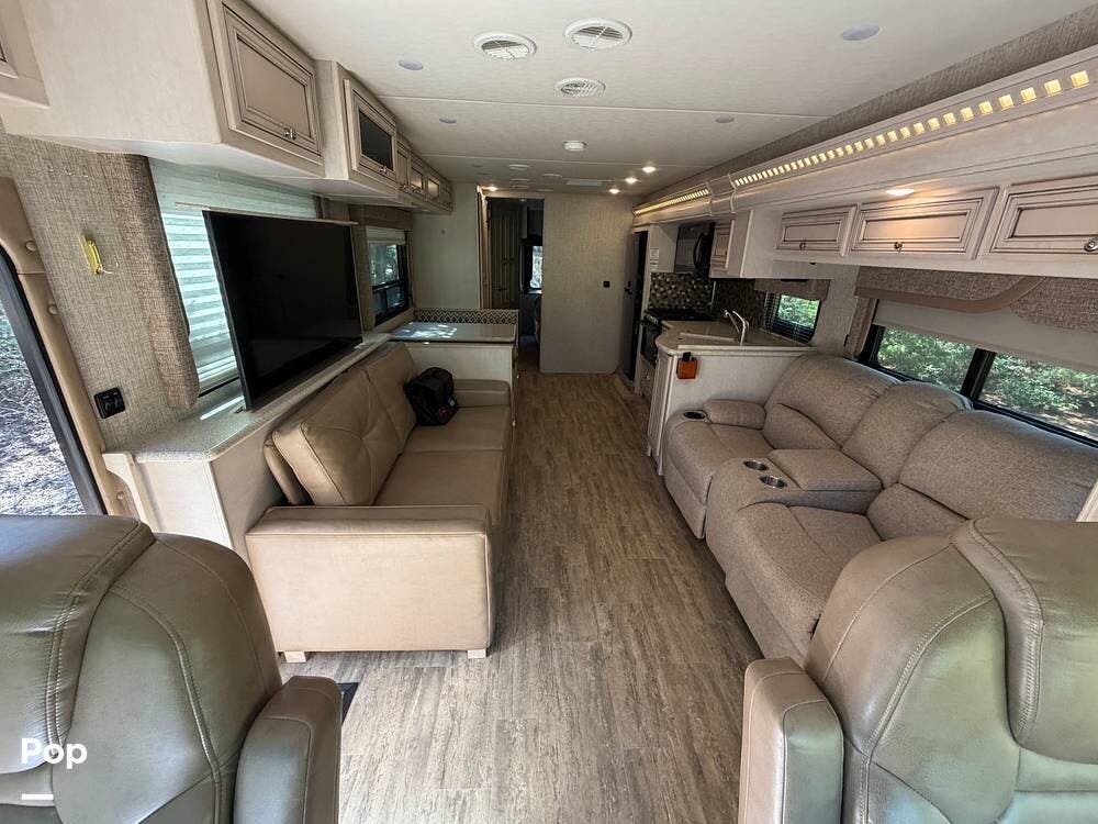 Used 2021 Newmar Bay Star Sport 3112 available in Smithville, Texas