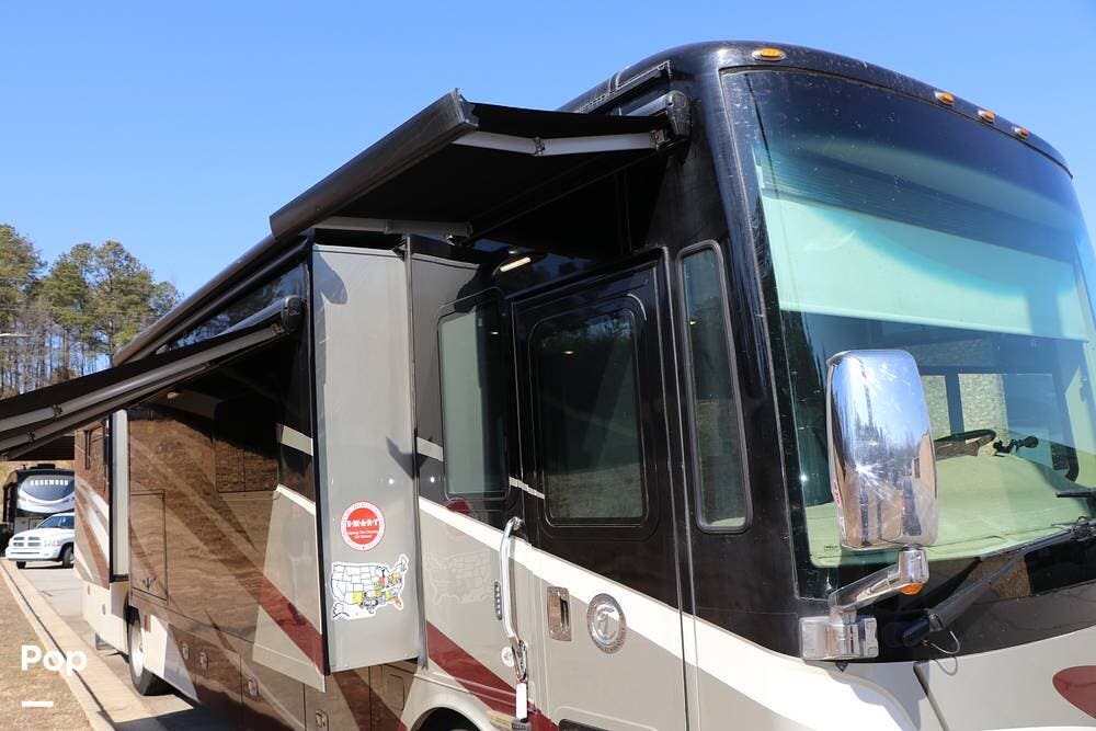 2018 Phaeton 40QBH by Tiffin from Pop RVs in Buford, Georgia