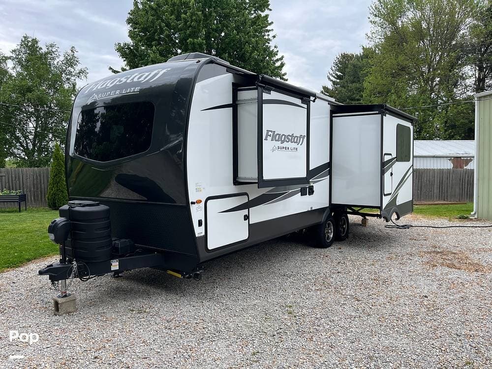 Used 2025 Forest River Flagstaff Super Lite 26SRD available in Syracuse, Indiana