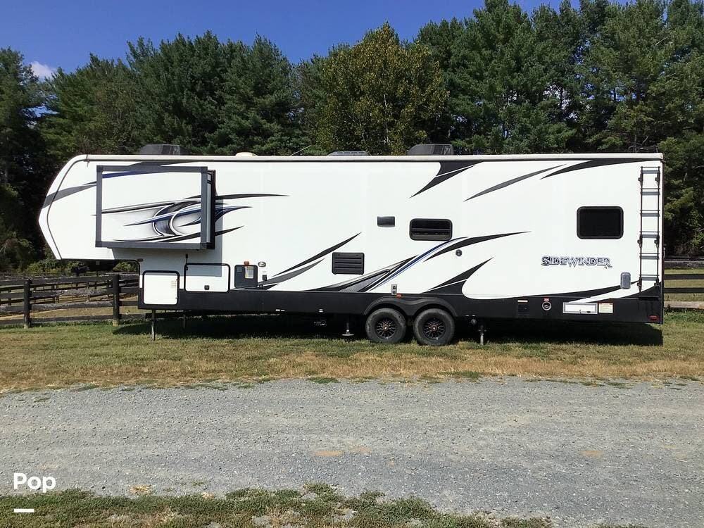 Used 2017 K-Z Sidewinder 3511DK available in Waterford, Virginia