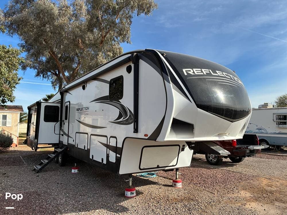 2022 Grand Design Reflection 367BHS - Used Fifth Wheel For Sale by Pop RVs in Eloy, Arizona features Awning, Slideout, Leveling Jacks, Air Conditioning