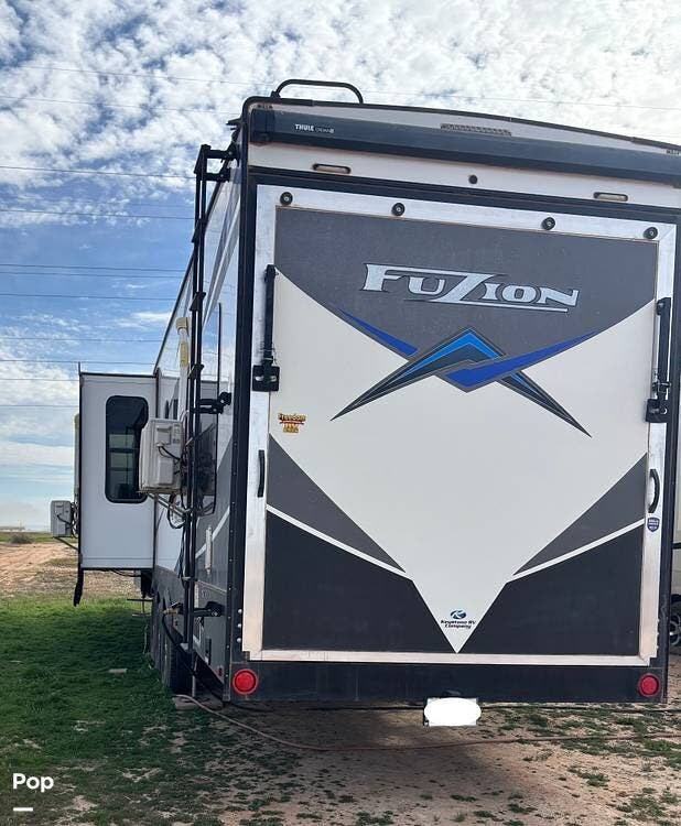 Used 2021 Keystone Fuzion 424 available in Casa Grande, Arizona