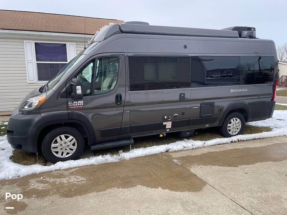 2022 Thor Motor Coach Sequence 20J - Used Class B For Sale by Pop RVs in Northville, Michigan features Generator, Air Conditioning, Awning