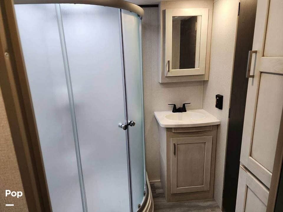 2022 Sprinter 32BH by Keystone from Pop RVs in Barnesville, Georgia