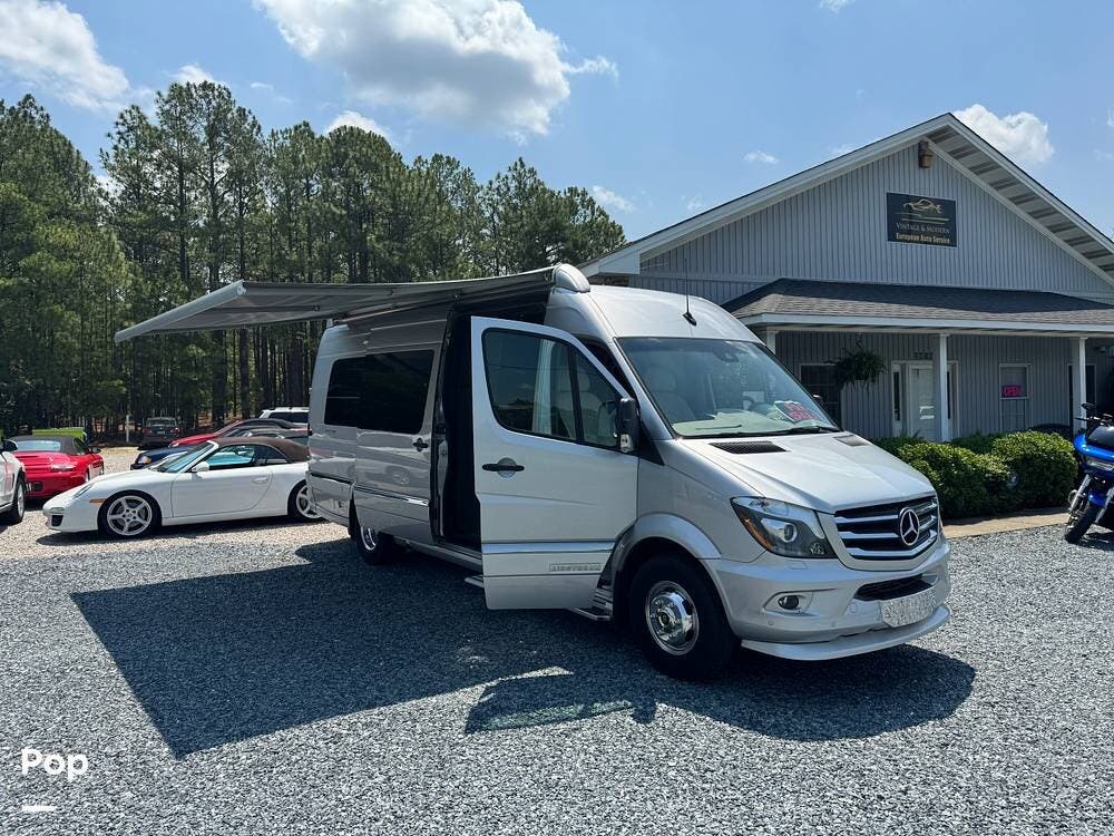 2019 Airstream Interstate Grand Tour EXT - Used Class B For Sale by Pop RVs in Aberdeen, North Carolina features Generator, Awning, Air Conditioning