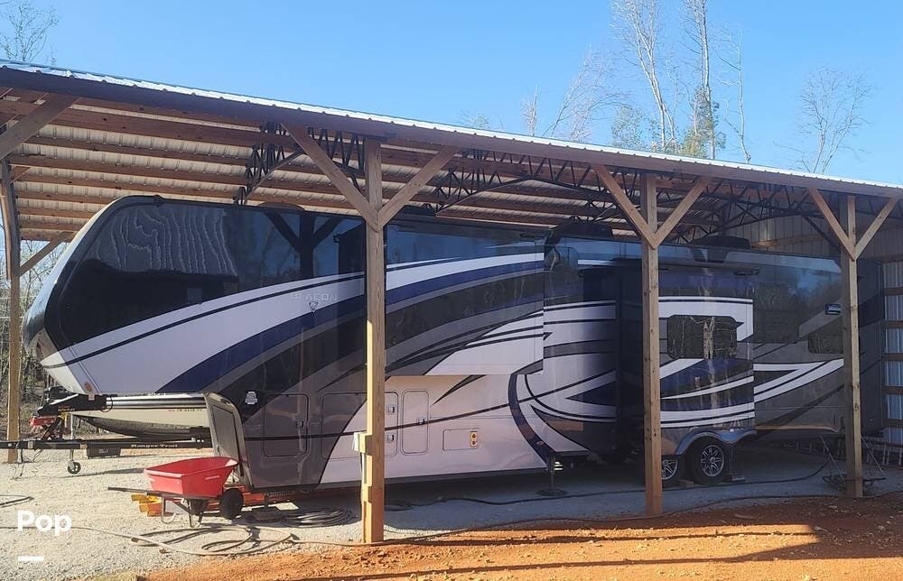 Used 2022 Vanleigh Beacon 41LKB available in Clifton, Tennessee