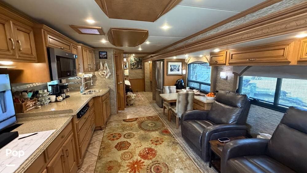 Used 2016 Newmar Ventana 3709 available in Eustis, Florida