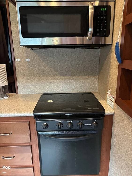 2016 Vengeance Touring 40D12 by Forest River from Pop RVs in Bangor, Pennsylvania