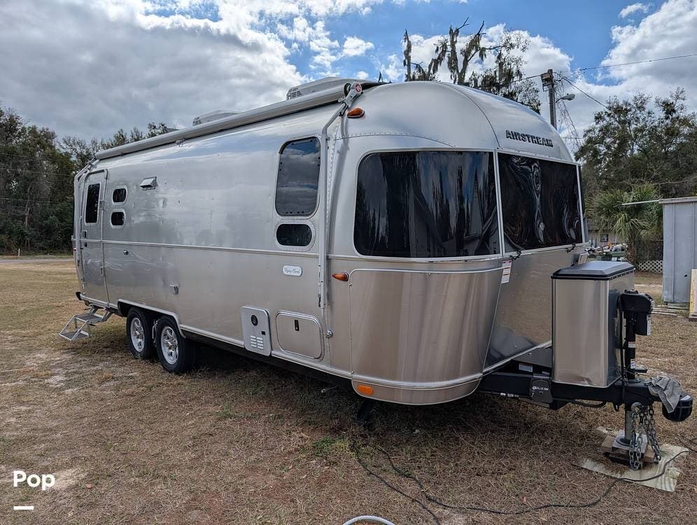 2024 Flying Cloud 25FB Queen Rear Hatch by Airstream from Pop RVs in Apopka, Florida