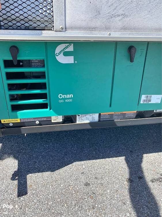 2020 Thor Motor Coach Daybreak 24db - Used Class C For Sale by Pop RVs in Holiday, Florida features Slideout