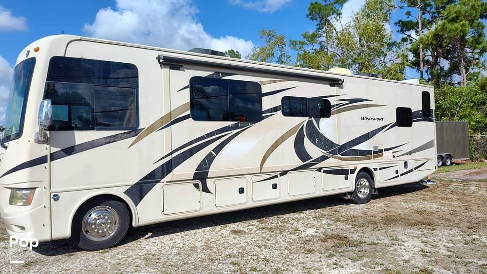 Used 2016 Thor Motor Coach Windsport 35C available in Punta Gorda, Florida