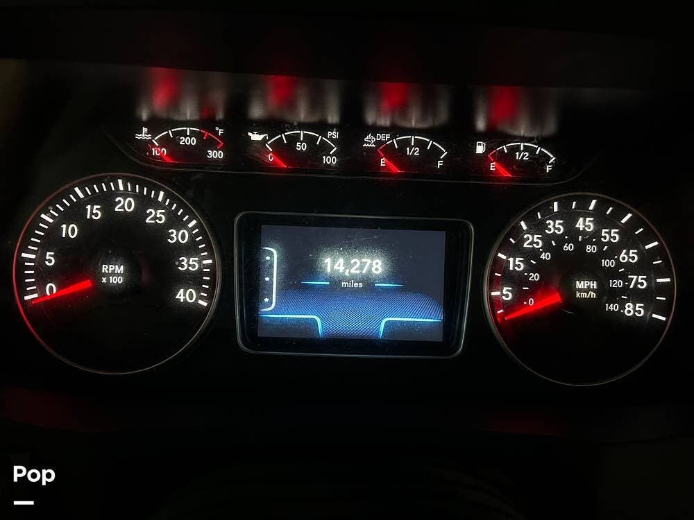 2023 Wraith 32W by Nexus from Pop RVs in Dade City, Florida