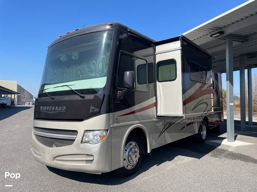 2015 Winnebago Sightseer Winnebago  30A - Used Class A For Sale by Pop RVs in Lakeland, Florida features Awning, Air Conditioning, Generator, Slideout, Leveling Jacks